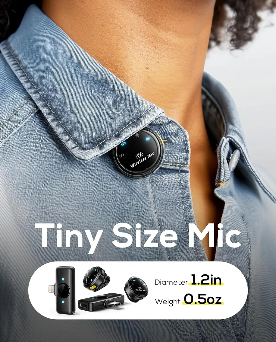 Microfone de lapela Suphyee K13 preso à lapela de uma camisa durante gravação