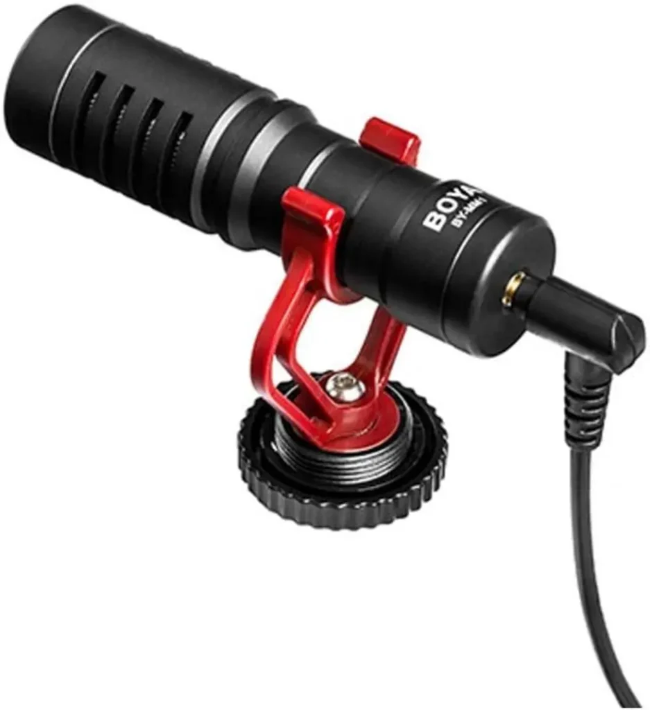 Microfone micro shotgun Boya BY-MM1 preto com para-brisa peludo